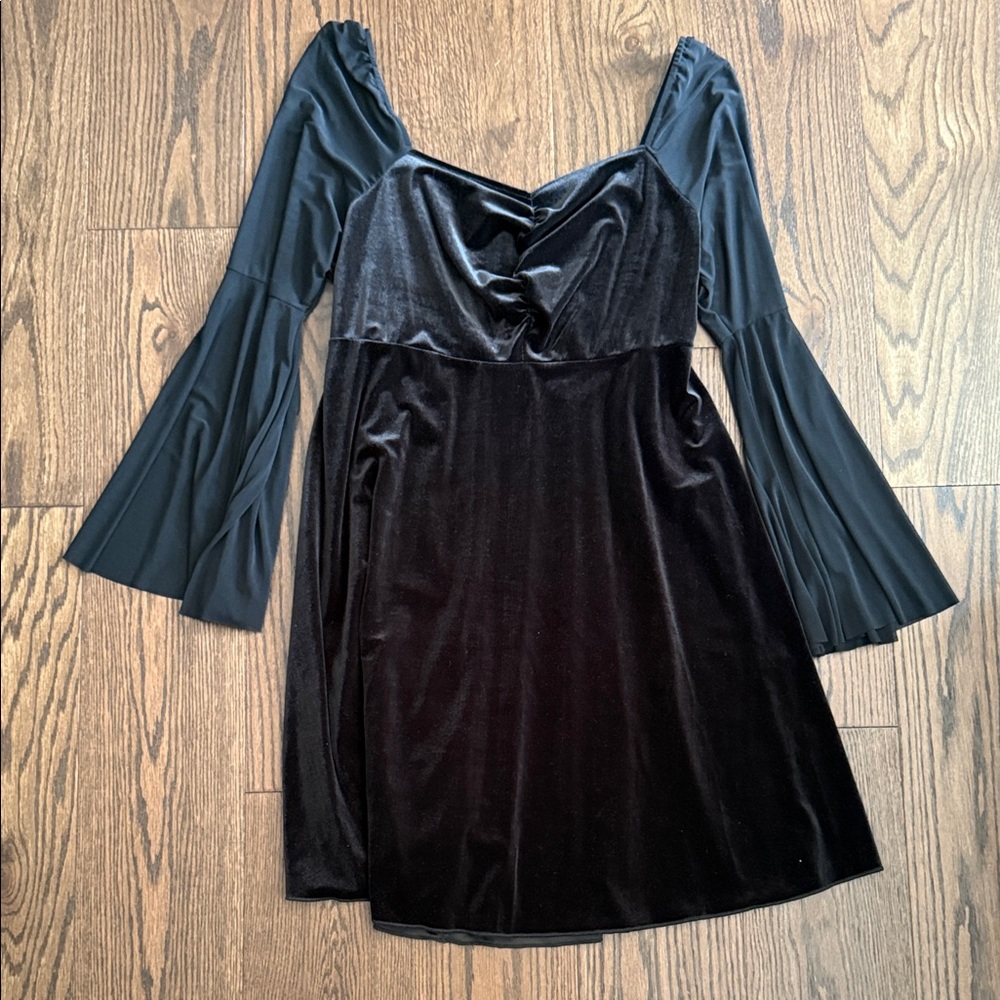 Elegant Black Velvet Dress